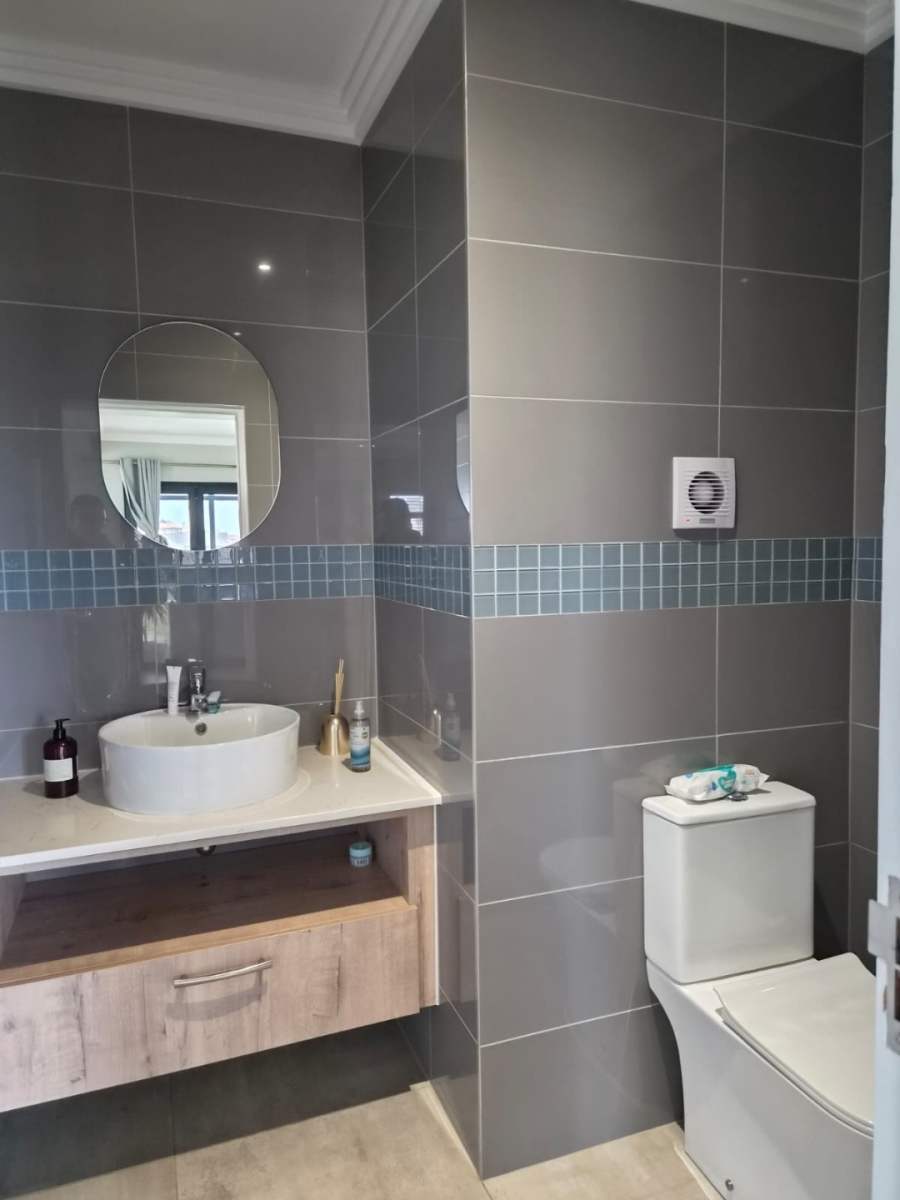 2 Bedroom Property for Sale in Kidds Beach Eastern Cape